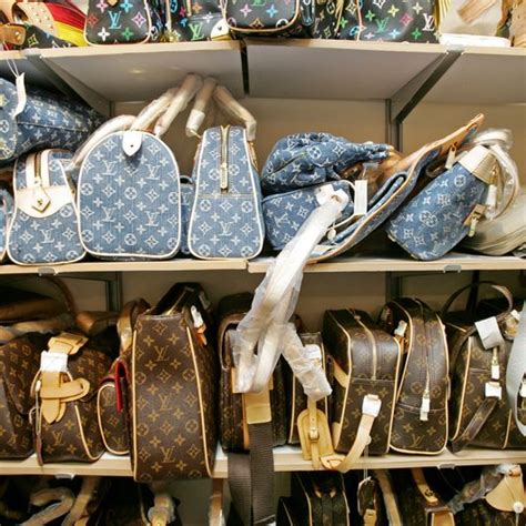 where to buy fake bags in san francisco|Knock off shopping in China town .